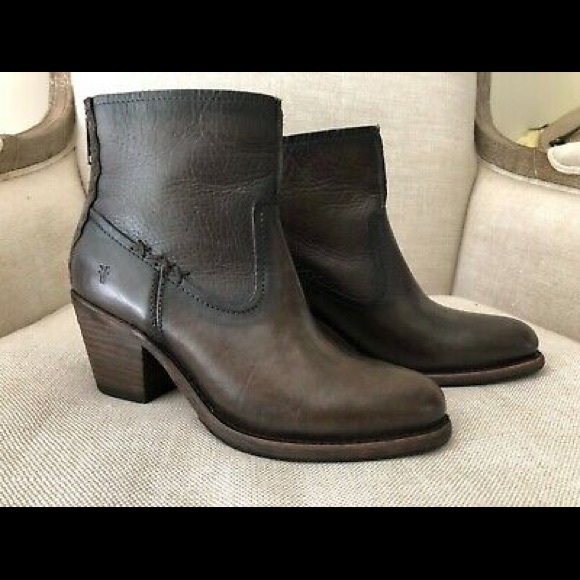 Frye Ankle Boots Brown Leather Heels Leslie Zipper